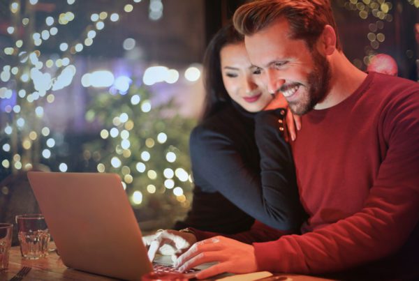 Blog - Cybersecurity Tips for Online Shopping During the Holidays